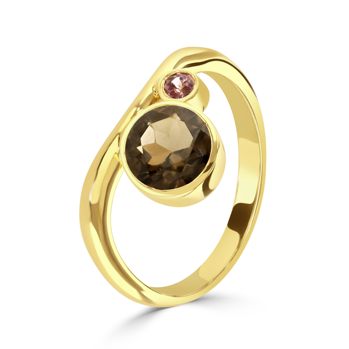 Esme Harmony Gold ring, handmade in 9ct yellow gold by Charmian Beaton
