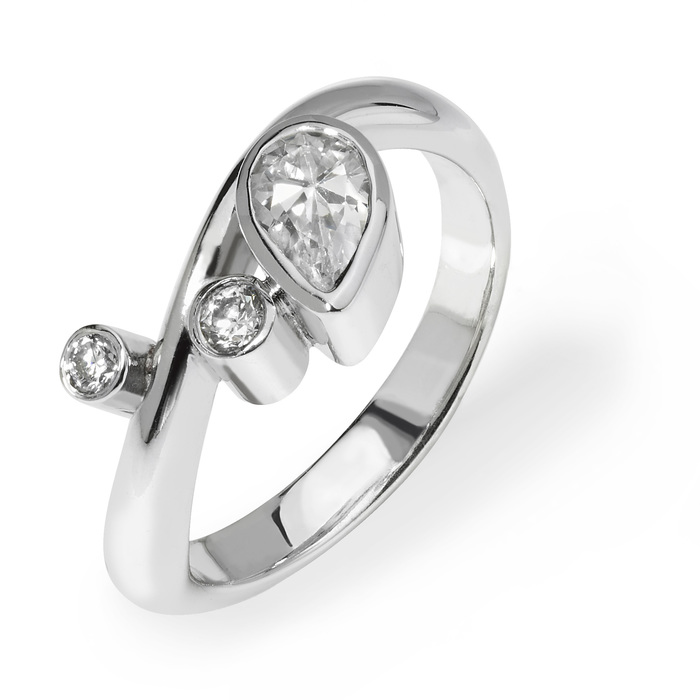 Freya contemporary platinum & diamond engagement ring