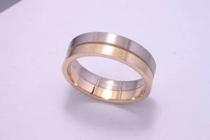 bespoke wedding ring in 18ct yellow and white gold, handmade by charmian beaton design.