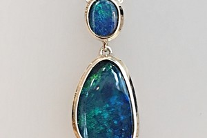 Opal oendant handmade by charmian beaton design