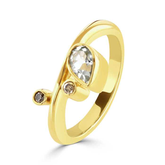 Freya Harmony Gold ring by Charmian Beaton
