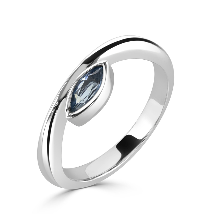 Kiri Harmony Gold ring in 9ct white gold by Charmian Beaton