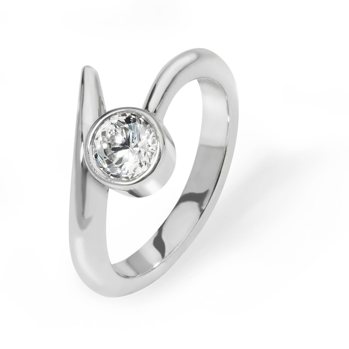 Jade contemporary diamond & platinum engagement ring